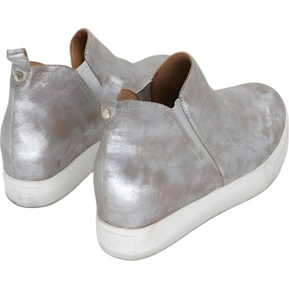 J/SLIDES NYC Women's Embossed Leather Platform Hightop Sneaker Sz 9 - Picture 3 of 6